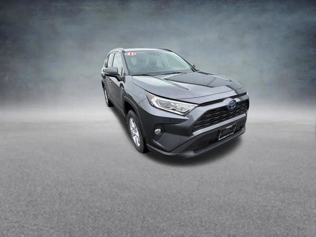 Used 2021 Gray Toyota XLE image 8