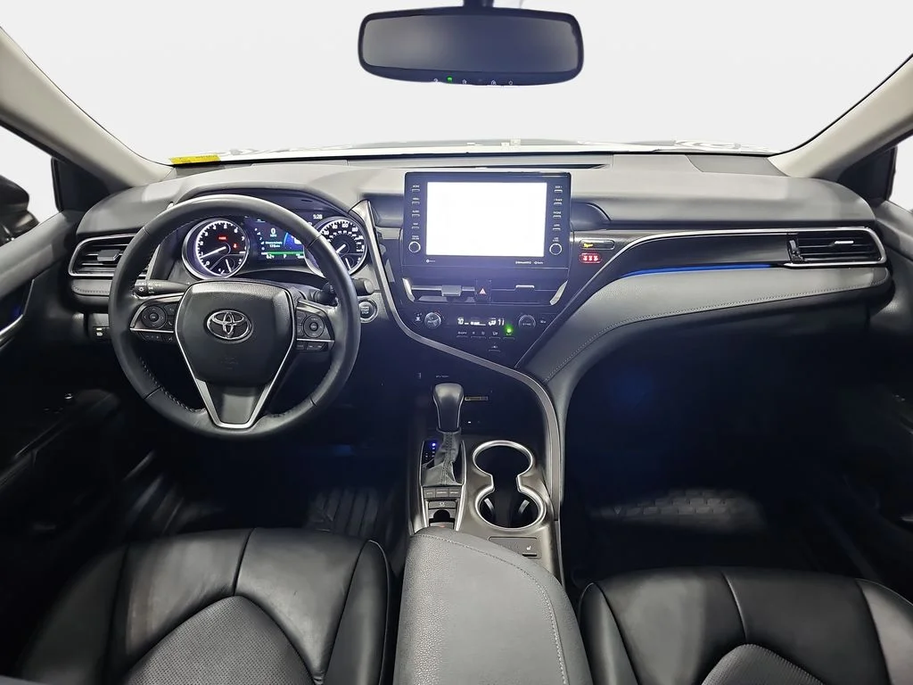 Used 2023 Silver Toyota XLE image 10