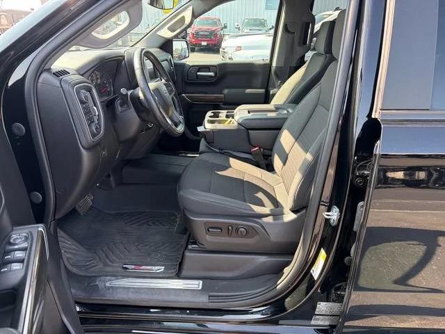 Used 2021 BLACK Chevrolet RST image 11