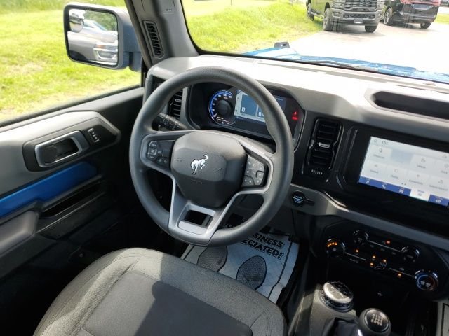 Used 2023 Blue Ford Base image 18