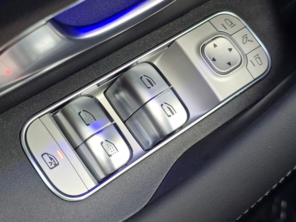 New 2026 MANUFAKTUR Alpine Grey Mercedes-Benz GLE 580 image 26