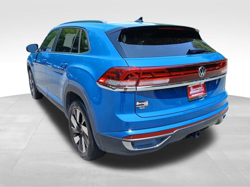 2025 Volkswagen Atlas Cross Sport SE Technology photo 3