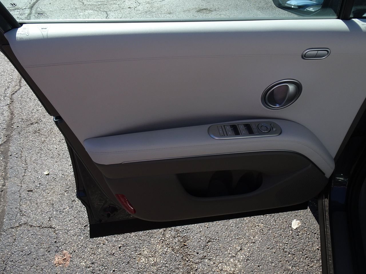 New 2027 Gray Hyundai SEL Premium 7P image 14