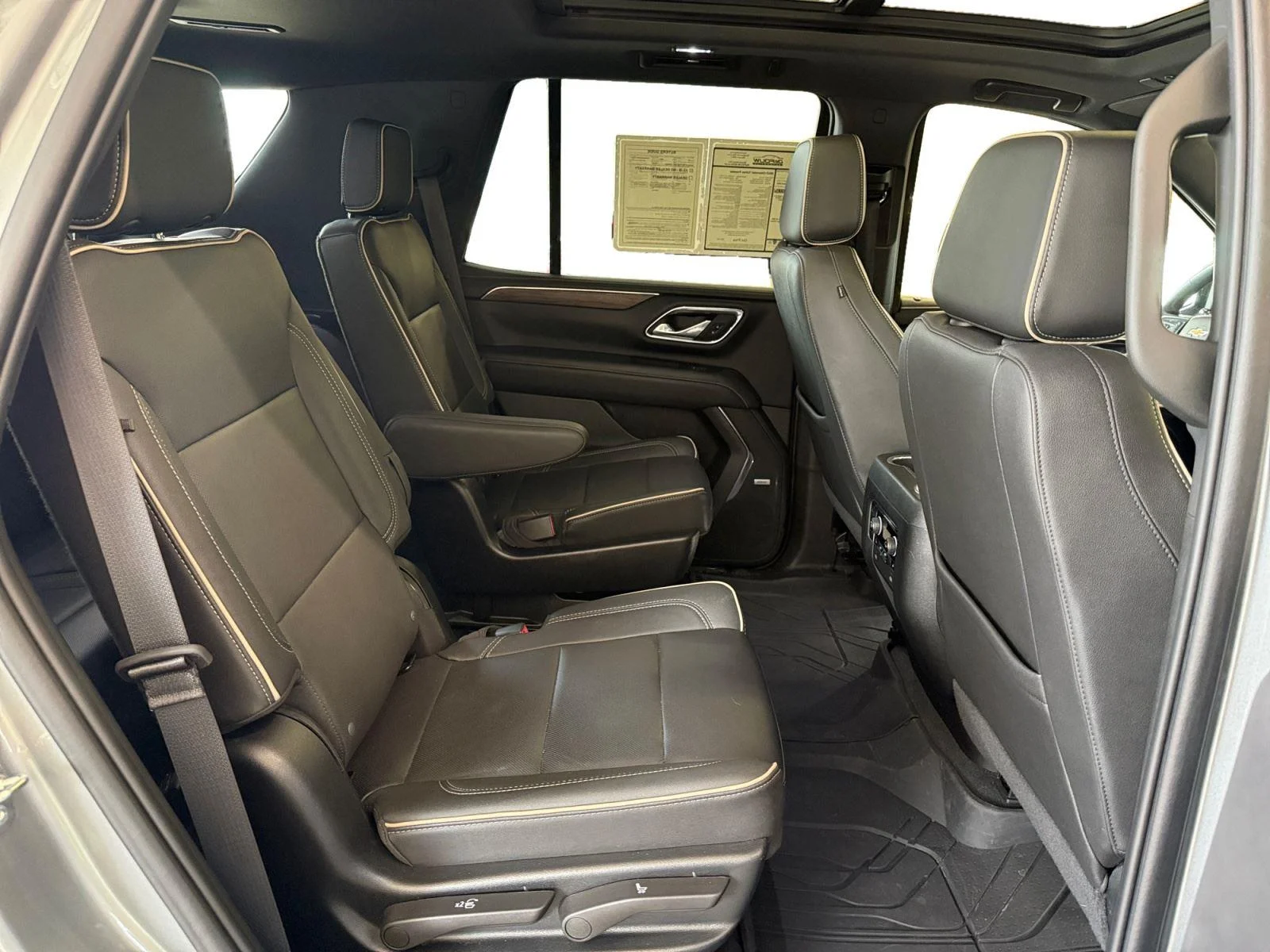 Used 2023 Sterling Gray Metallic Chevrolet Premier image 25
