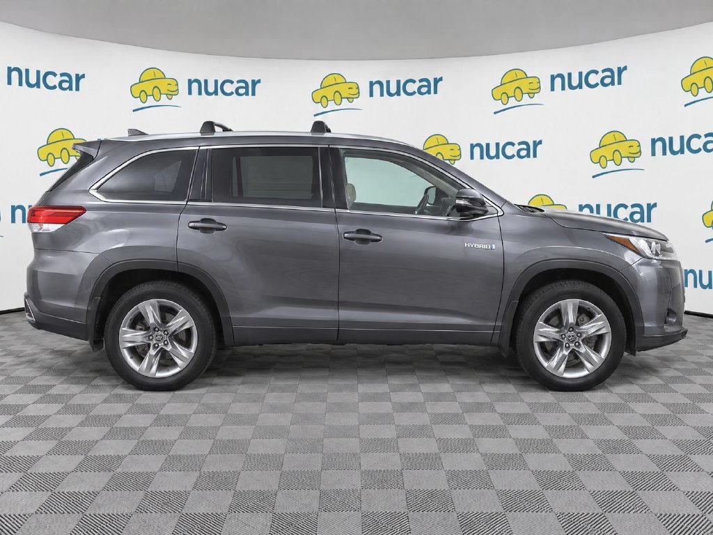 Used 2018 Gray Toyota Limited image 8