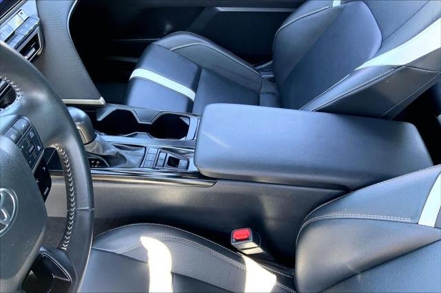 Certified Used 2025 OCEAN GEM Toyota  image 14