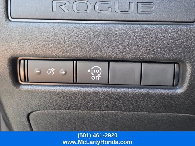 Used 2024 Silver Nissan S image 28