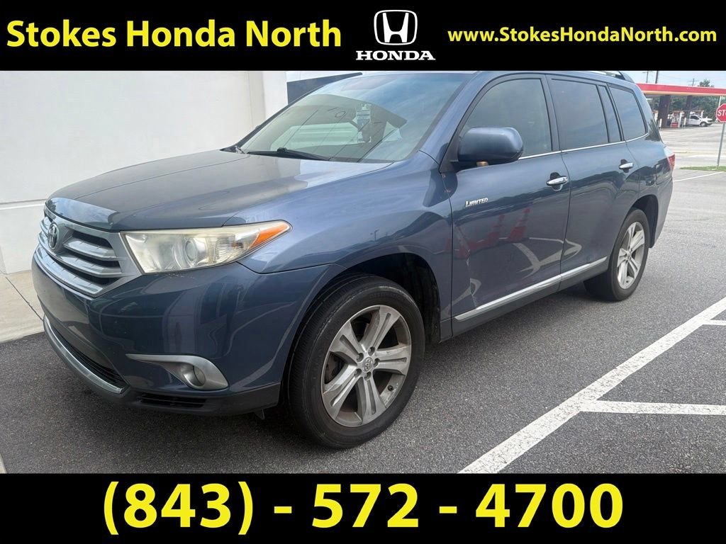 Used 2013 Blue Toyota Limited image 1