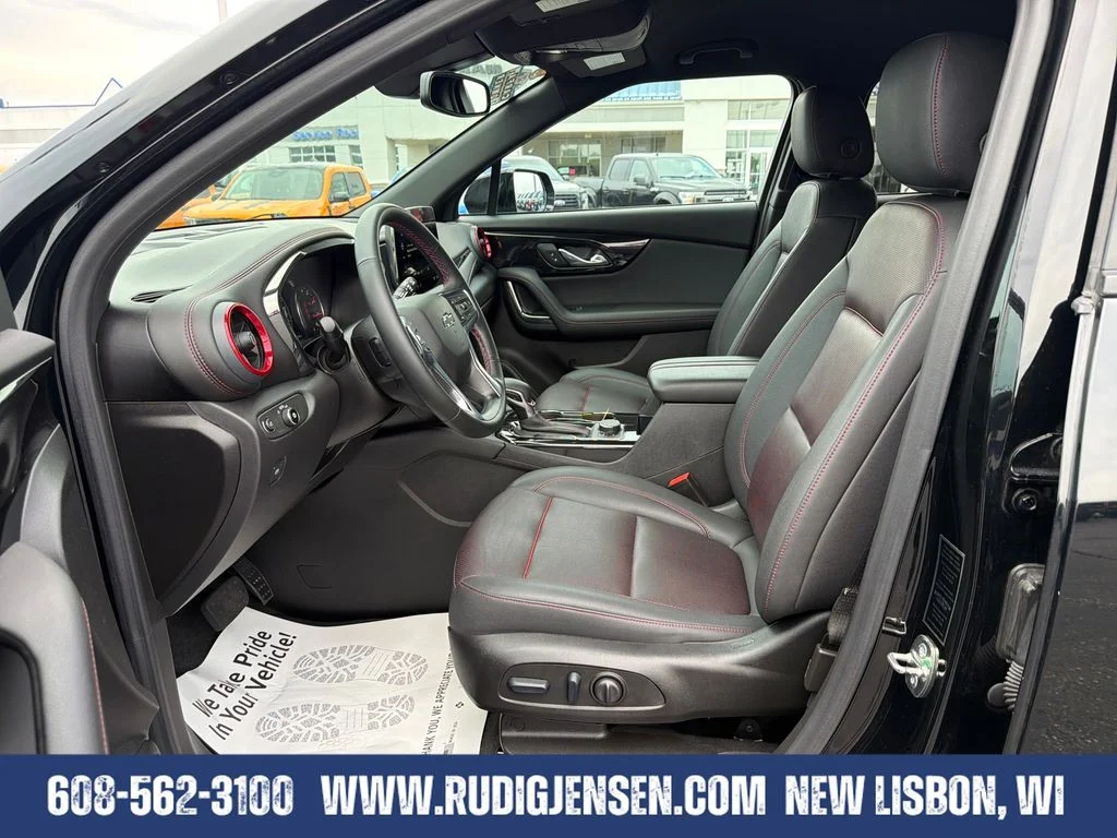 Used 2025 Black Chevrolet RS image 9