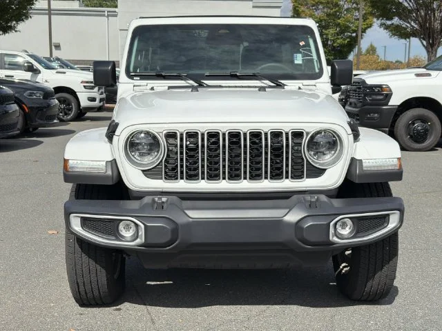 Used 2026 White Jeep Sahara image 16
