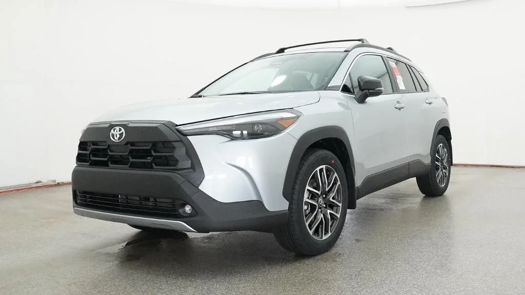 New 2026 Sonic Silver Toyota XLE image 13