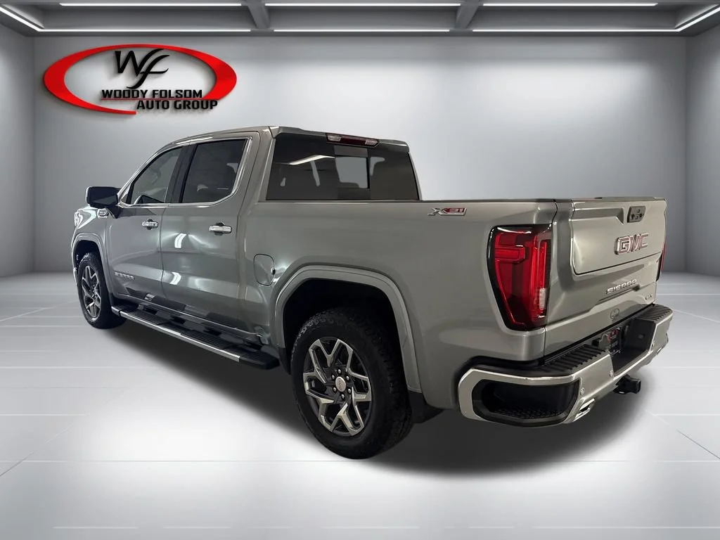 New 2026 Sterling Metallic GMC SLT image 7