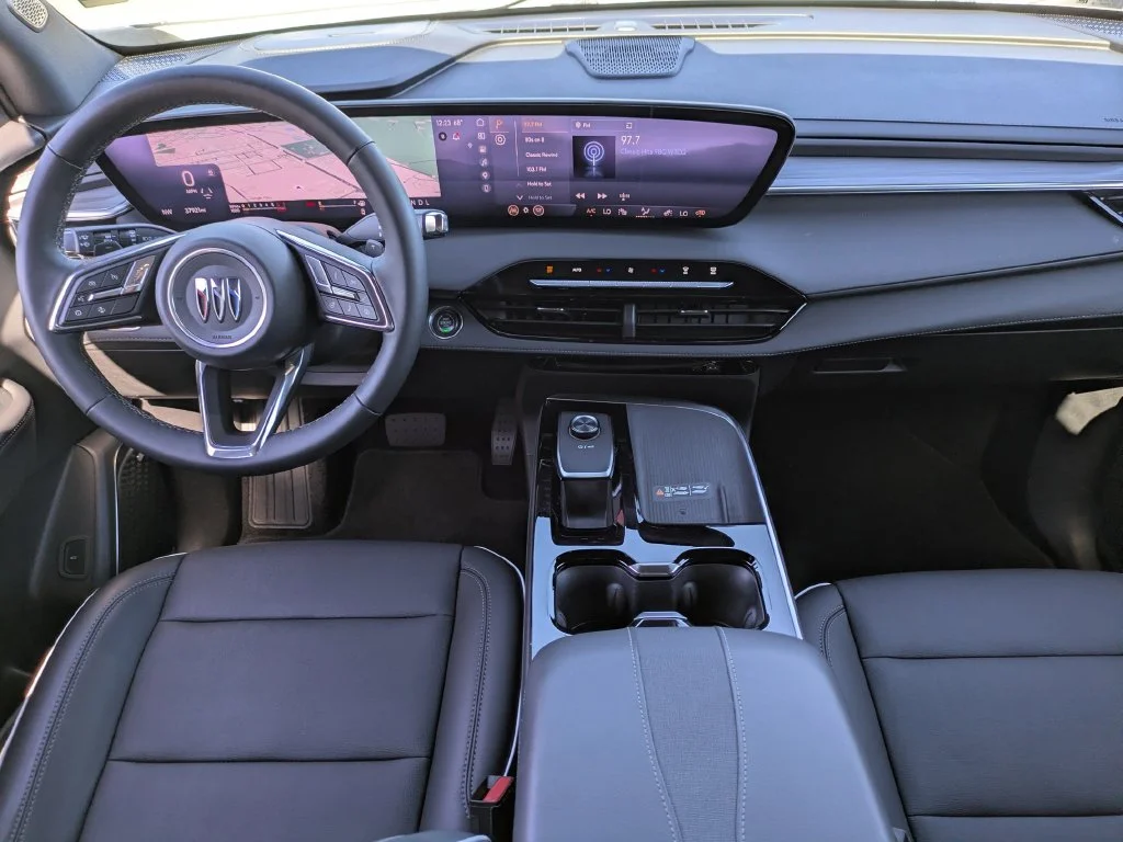 Used 2026 White Buick Preferred image 17