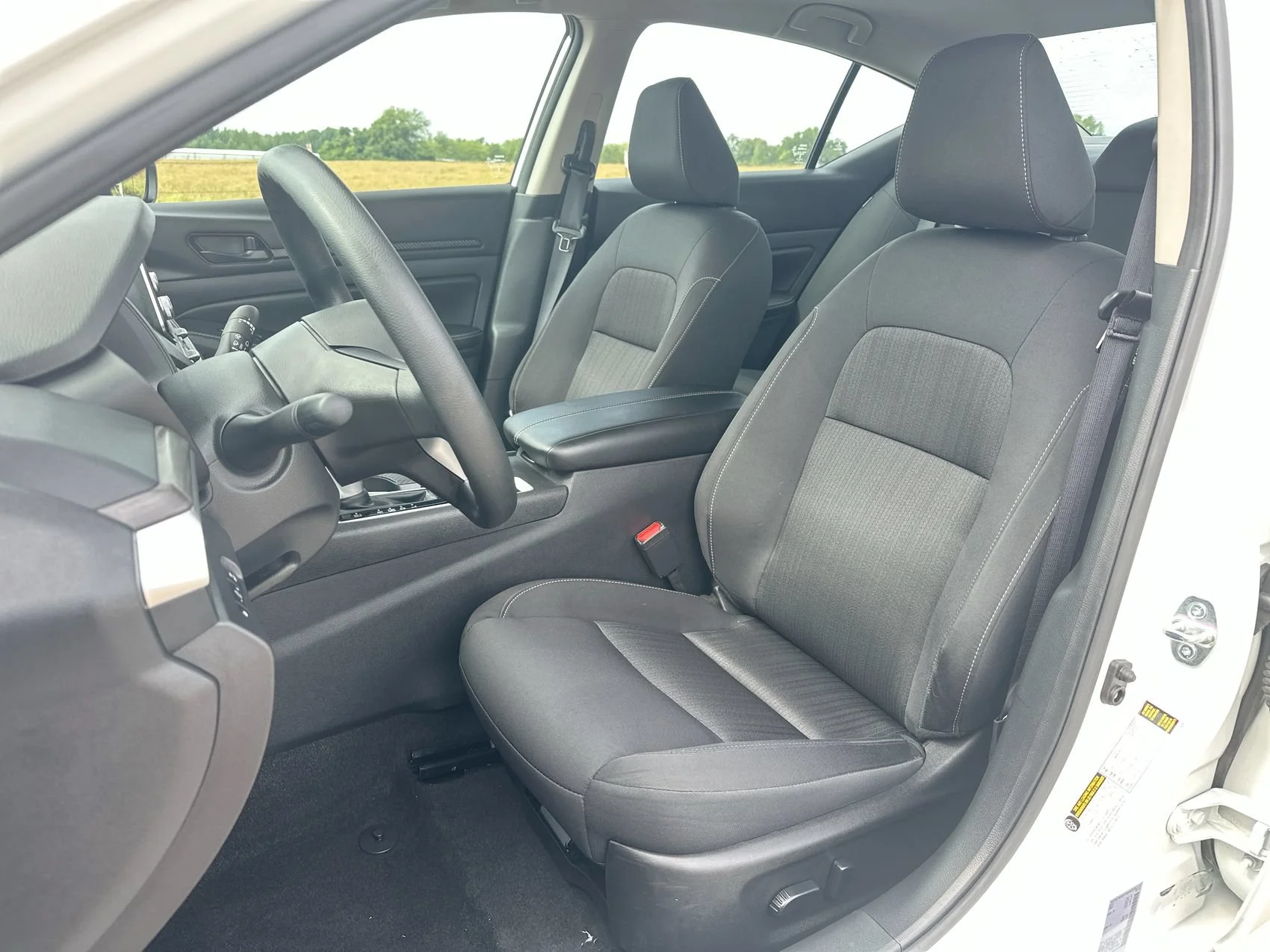 Used 2026 Glacier White Nissan SV image 11