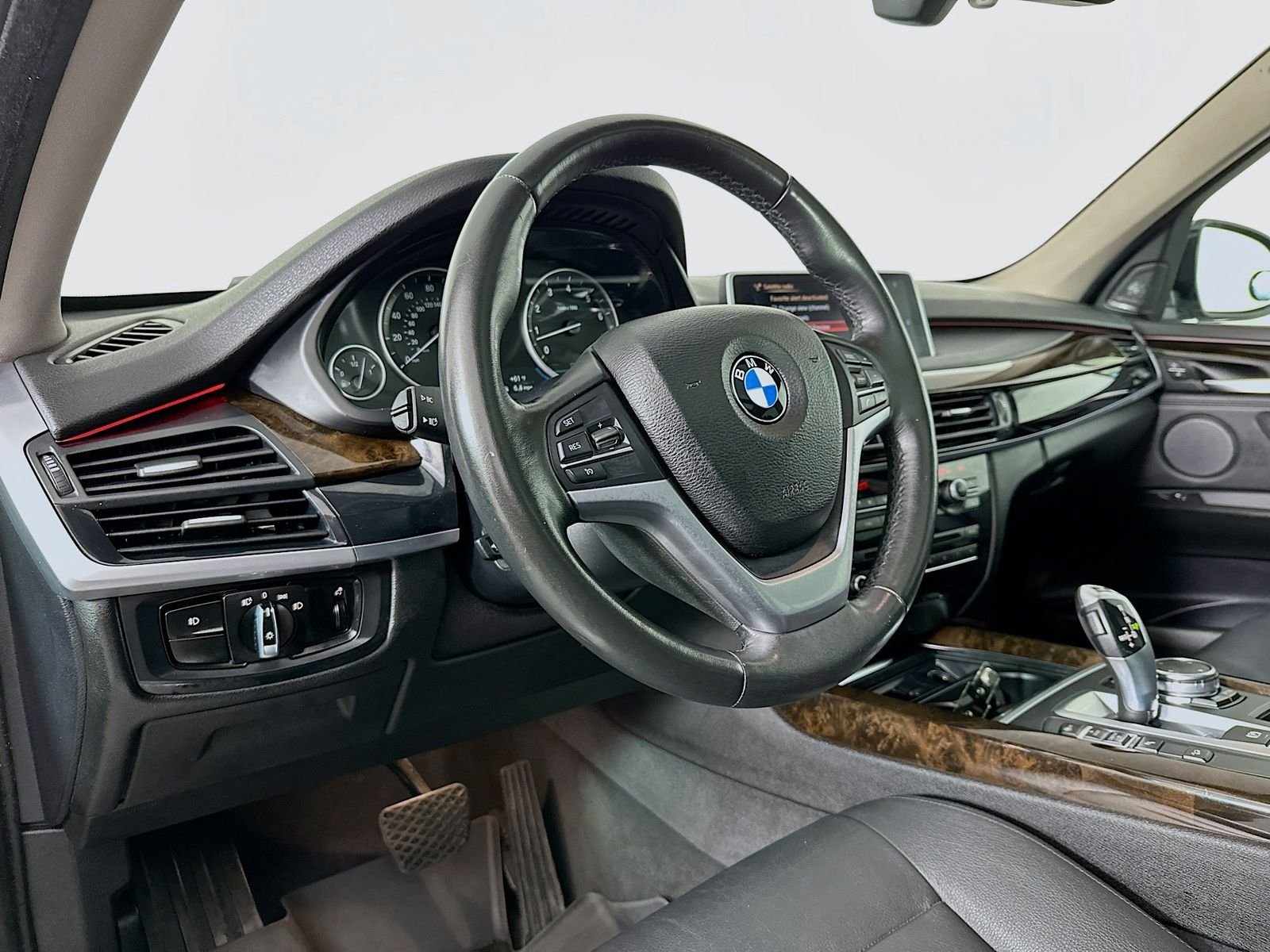 Used 2016 Space Gray Metallic BMW xDrive35i image 9