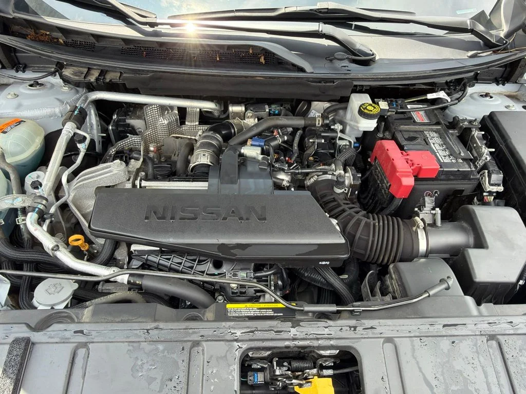 Used 2024 Silver Nissan S image 14