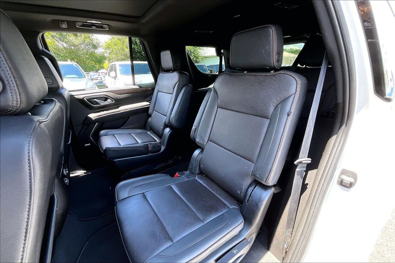 Used 2023 Iridescent Pearl Tricoat Chevrolet 4WD High Country image 24