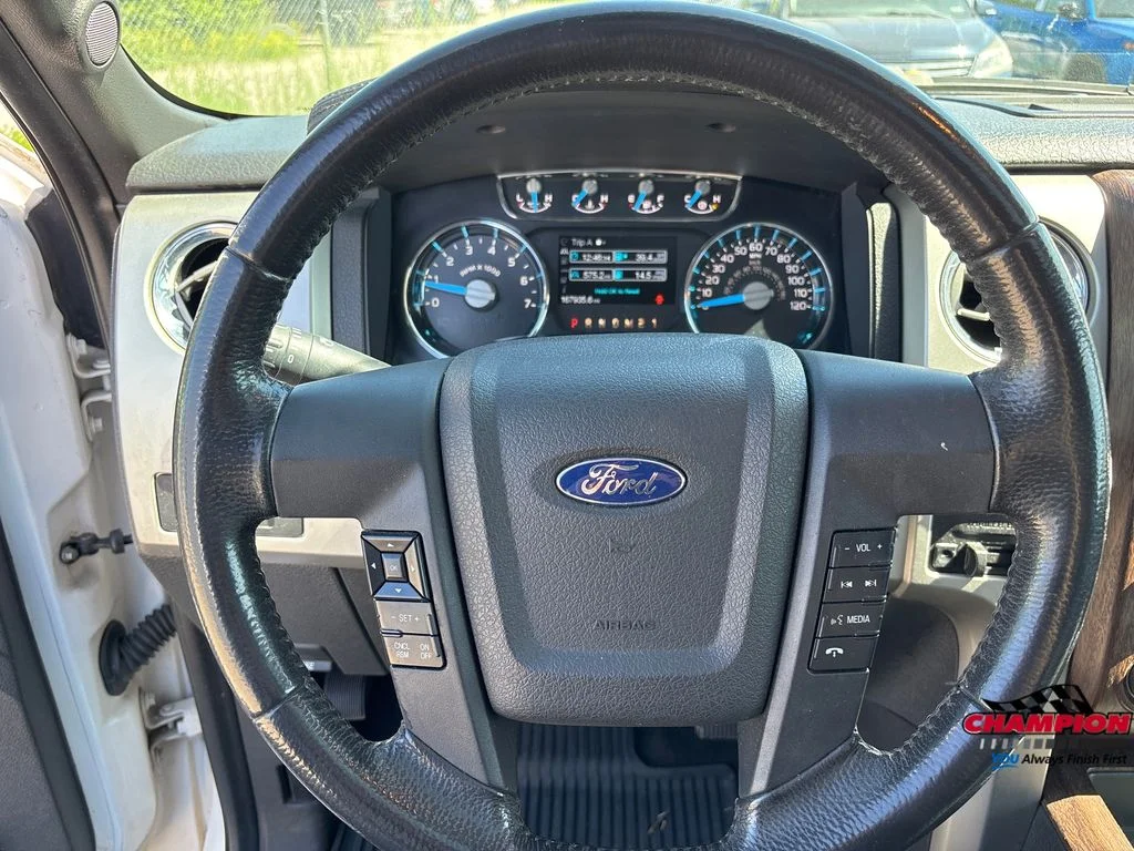 Used 2013 White Ford Lariat image 13