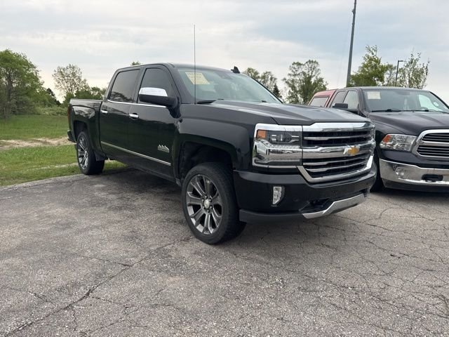 Used 2018 Black Chevrolet High Country image 17