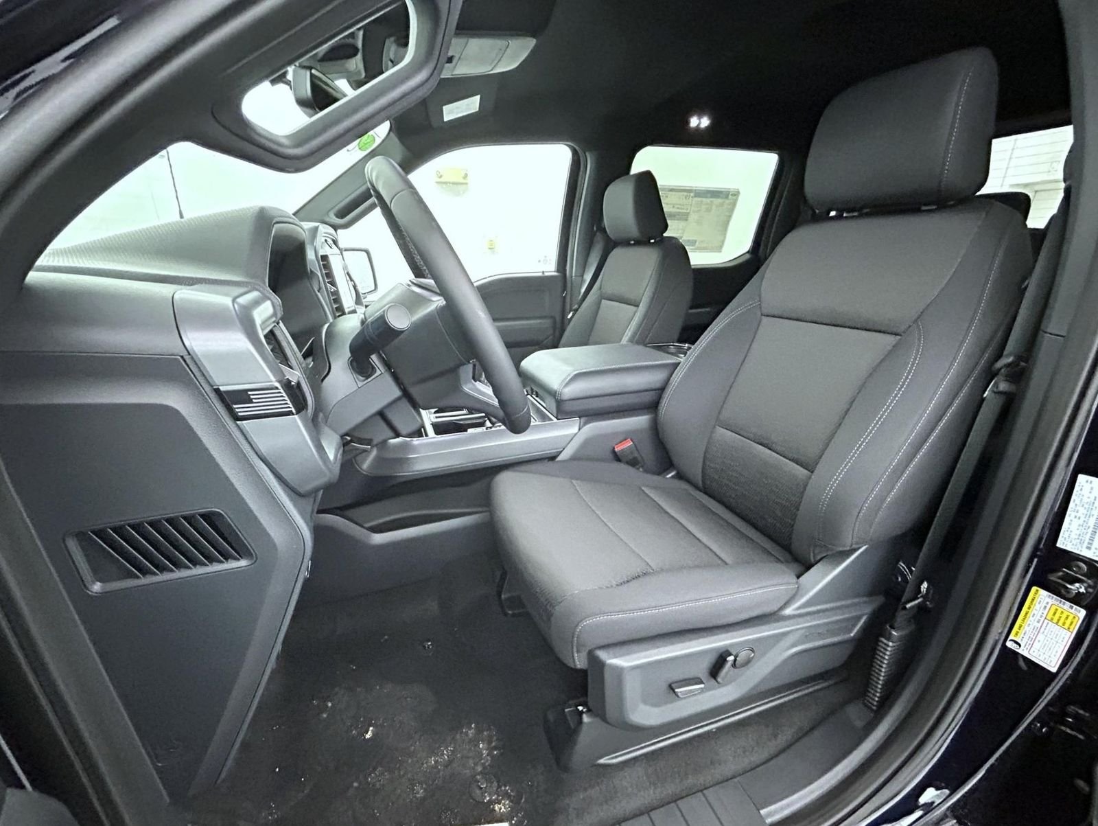 New 2026 Antimatter Blue Metallic Ford XLT image 10