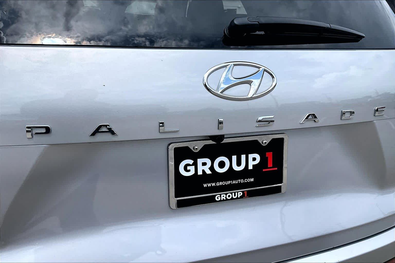 Used 2025 Typhoon Silver Hyundai SEL image 10