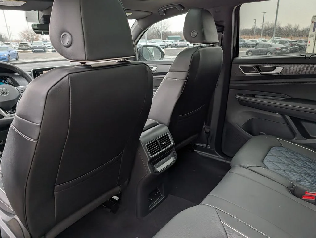New 2026 Black Volkswagen 2.0T SEL Premium R-Line image 15