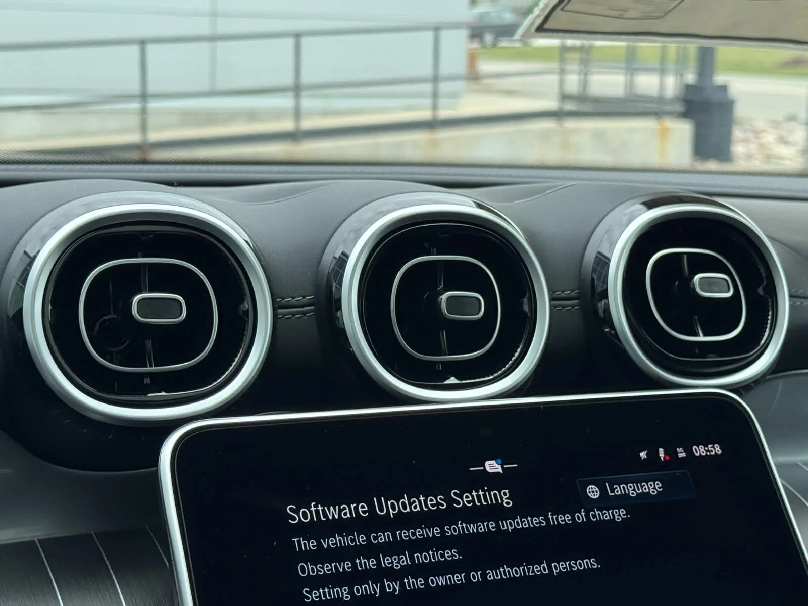 New 2026 Black Mercedes-Benz GLC 300 image 22