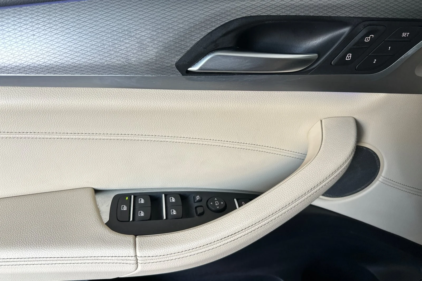 Used 2018 Carbon Black Metallic BMW M40i image 10
