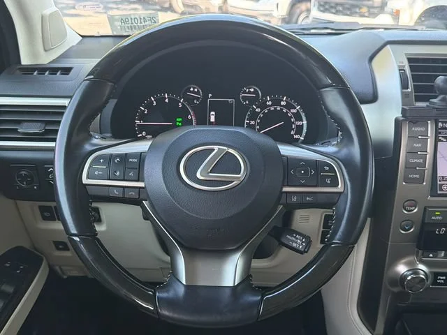 Used 2020 Gray Lexus GX 460 Premium image 24