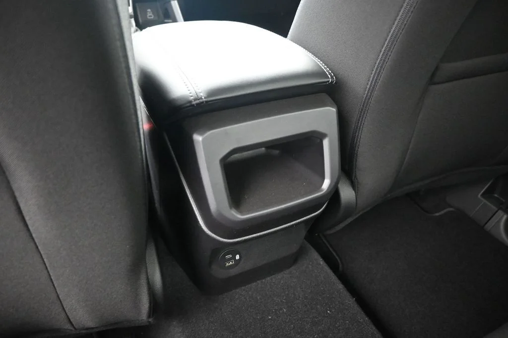 New 2026 Oxford White Ford XLT image 17