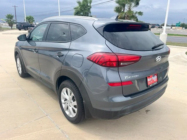 Used 2021 Gray Hyundai Value image 4