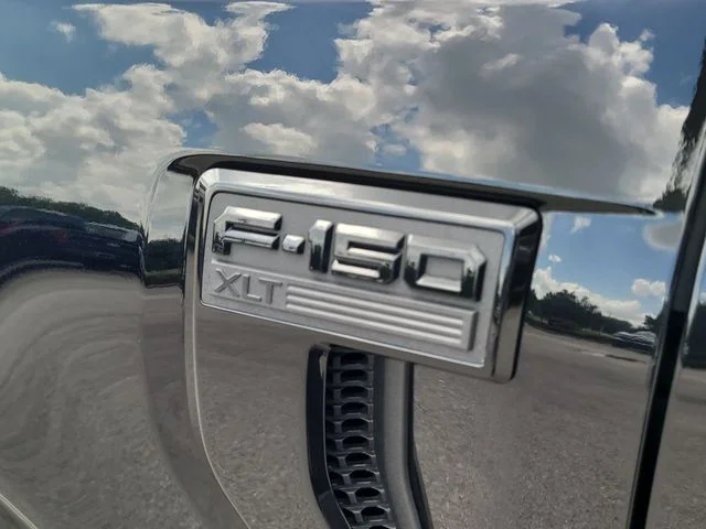 Used 2025 Black Ford XLT image 9
