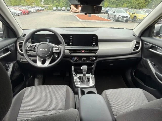 Used 2025 Gray Kia LX image 10