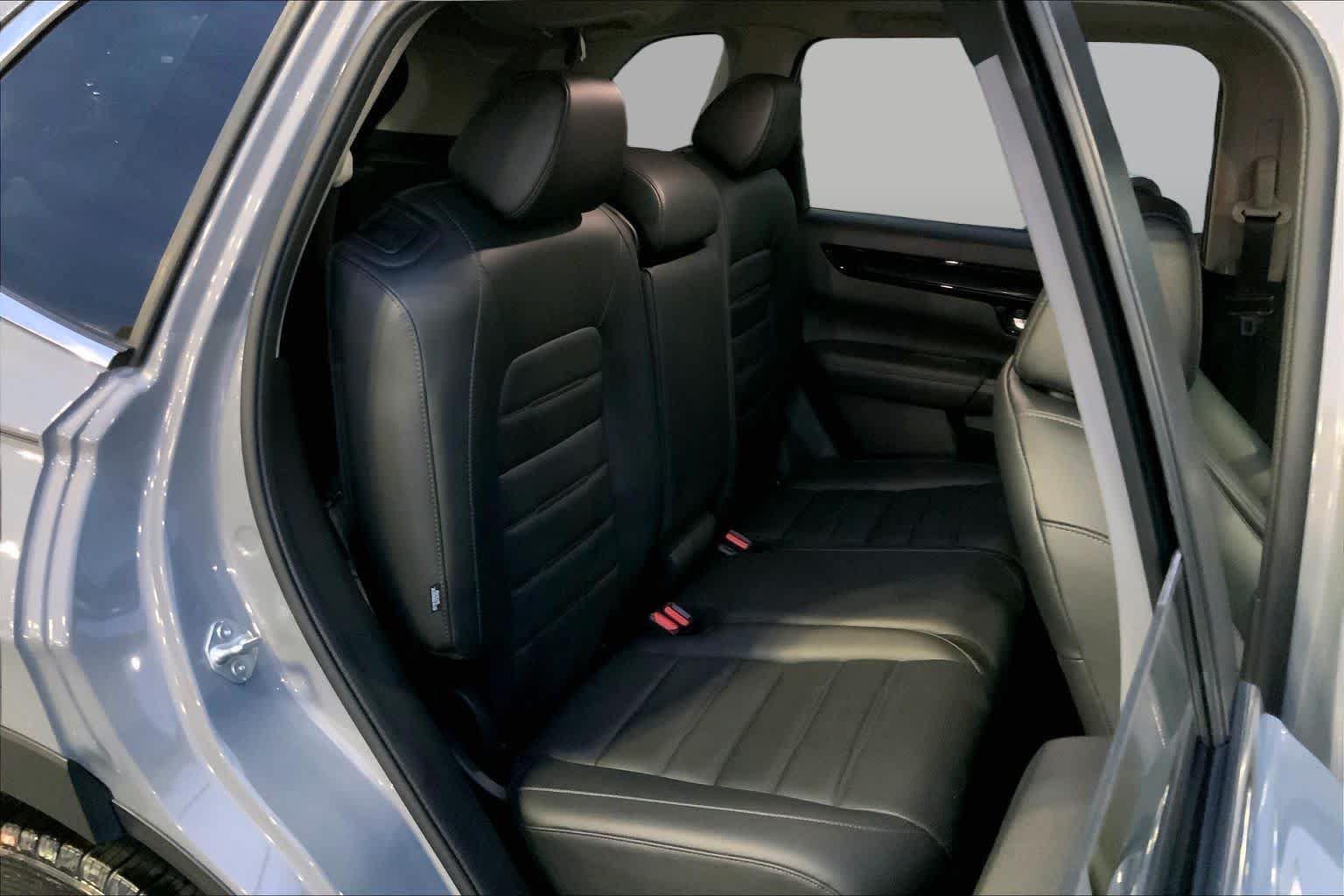 Used 2024 Urban Gray Pearl Honda EX-L image 19