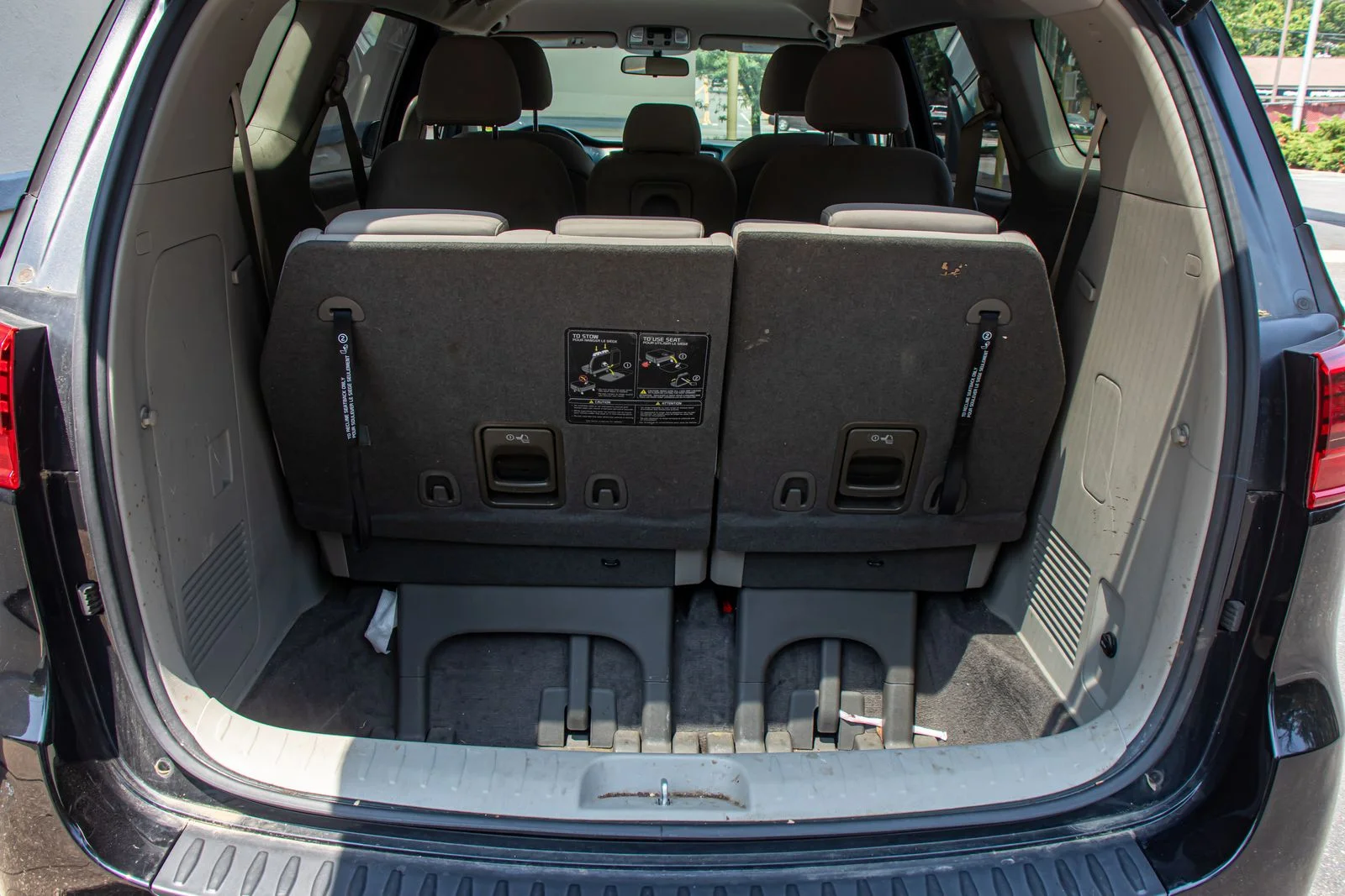Used 2020 Black Kia LX image 20