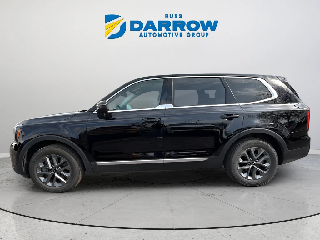 Used 2024 Black Kia LX image 2