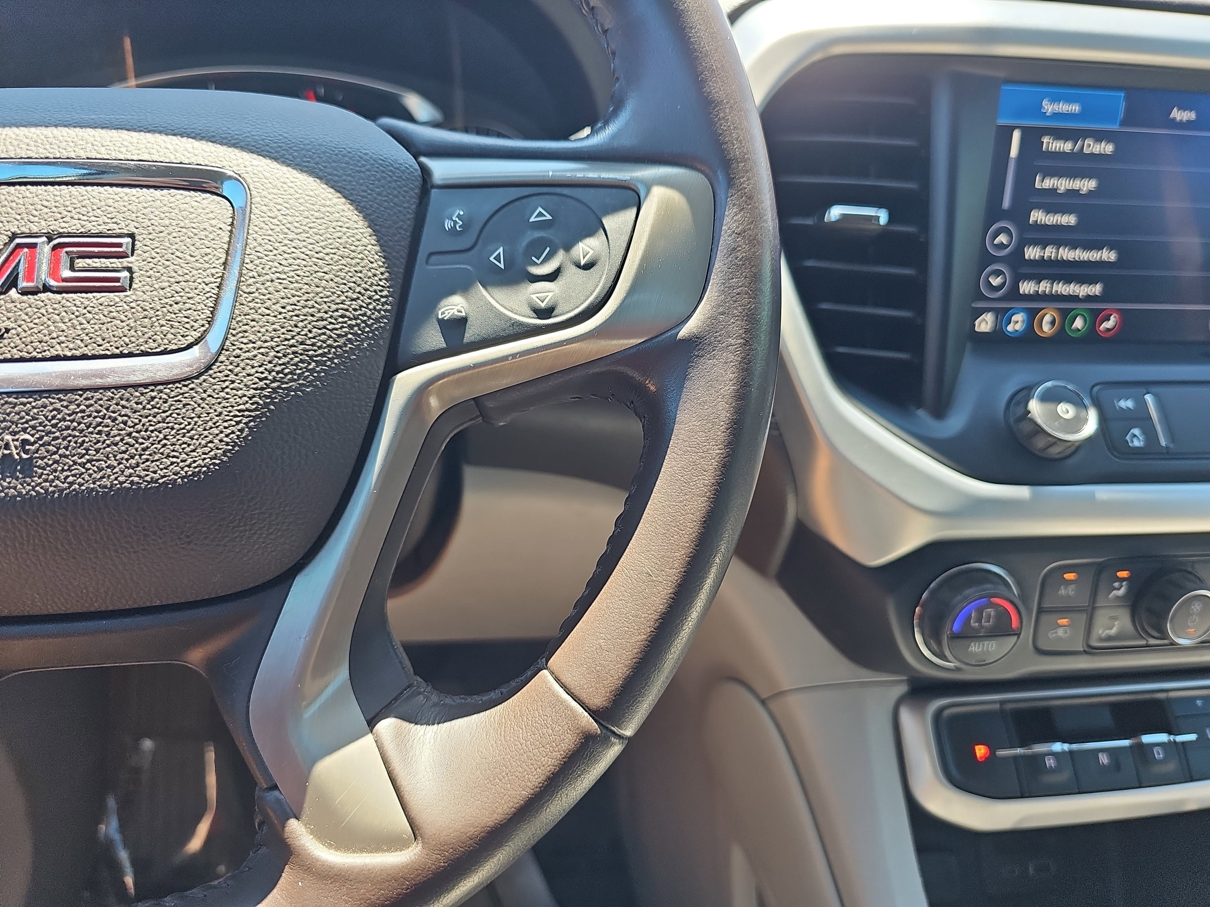 Used 2020 Dark Sky Metallic GMC SLT image 14