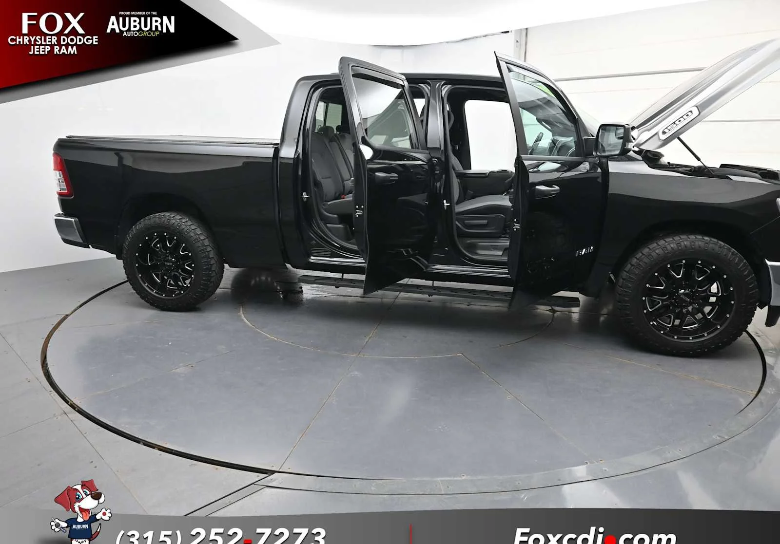 Used 2023 Diamond Black Crystal Pearlcoat Ram Big Horn image 50