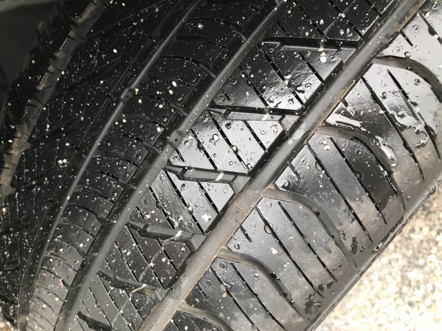 Certified Used 2025 Ice Cap Toyota SE image 13