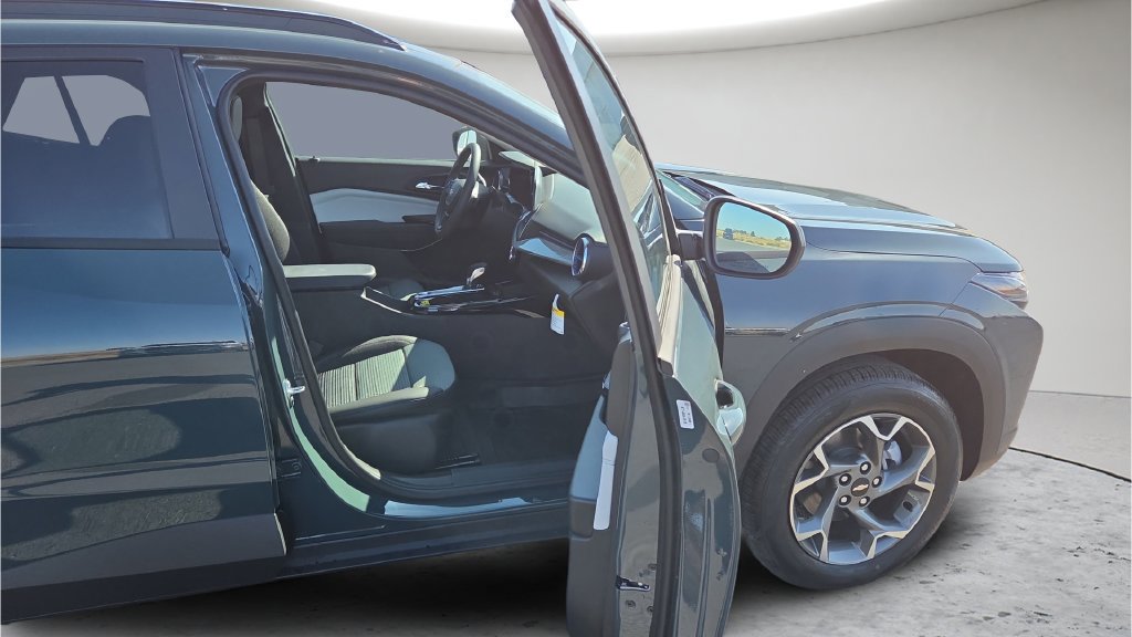 2026 Chevrolet Trax LT - Photo 45