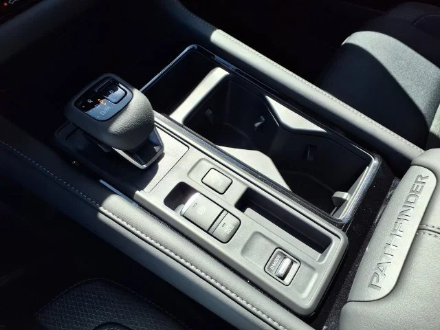 New 2026 Everest White Pearl TriCoat Nissan SV image 17