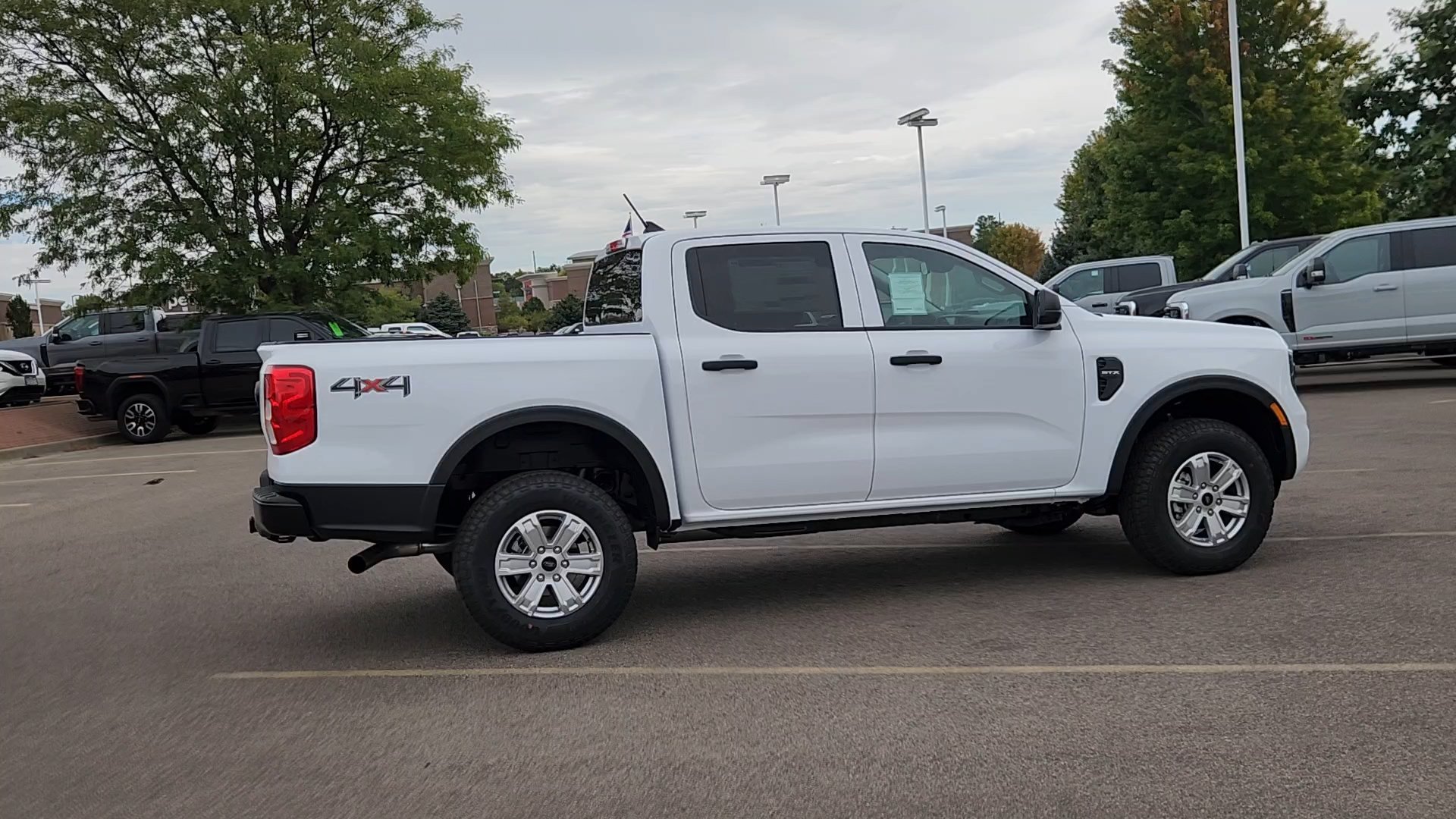 New 2026 Oxford White Ford XL image 13