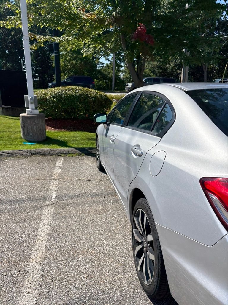 Used 2015 Silver Honda EX-L image 7