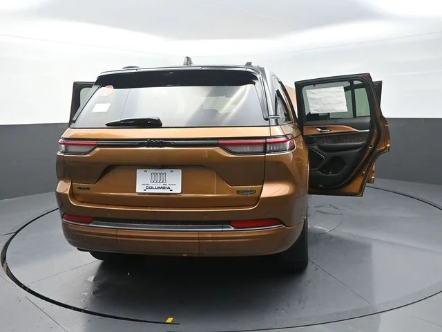 New 2026 Copper Shino Metallic Clear-Coat Exterior Paint Jeep Summit image 40