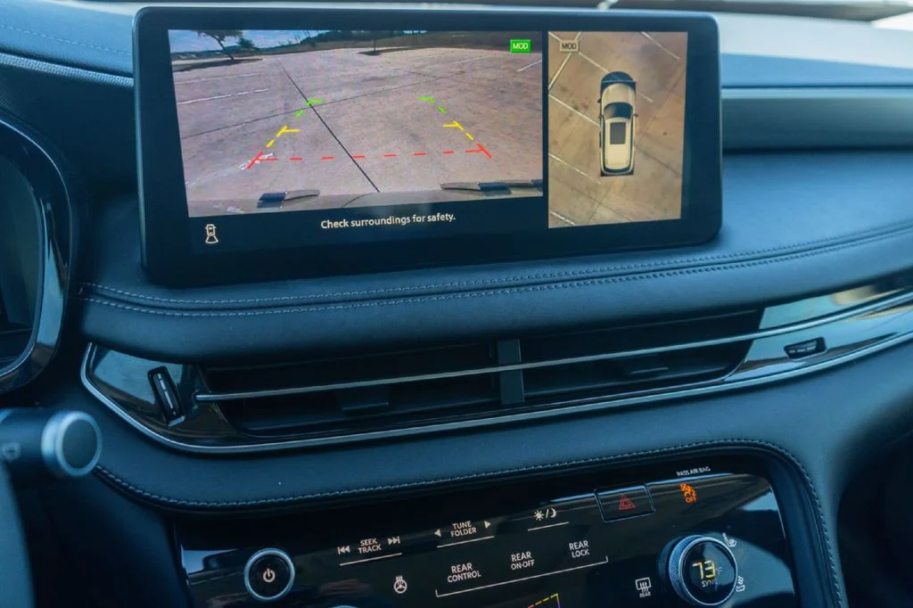 2025 INFINITI QX60 LUXE - Photo 18