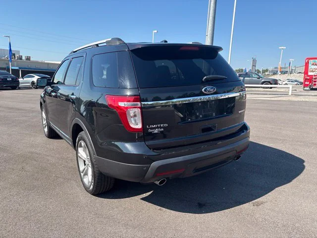 Used 2013 Black Ford Limited image 5