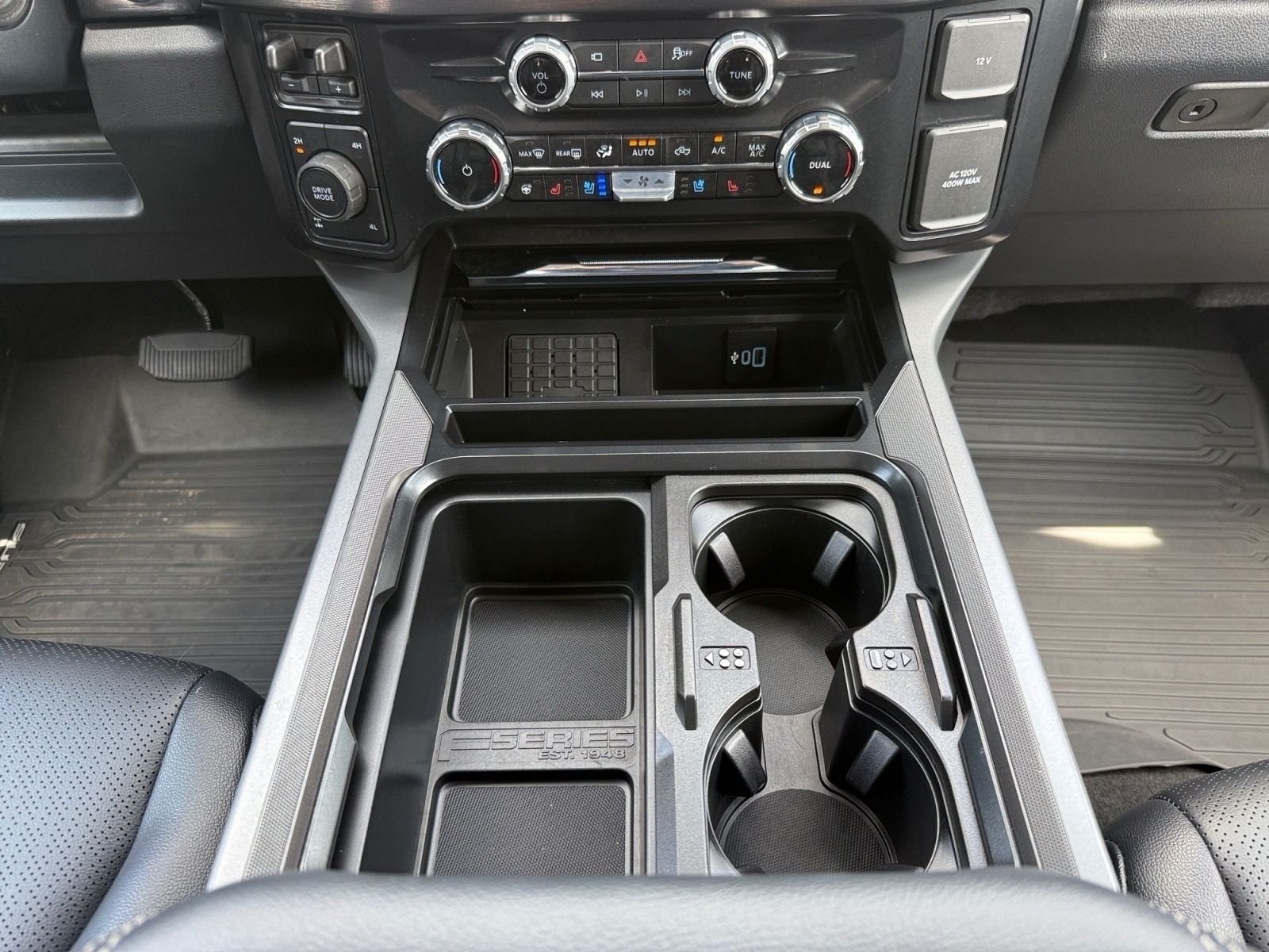 Used 2026 Blue Metallic Ford Lariat image 16