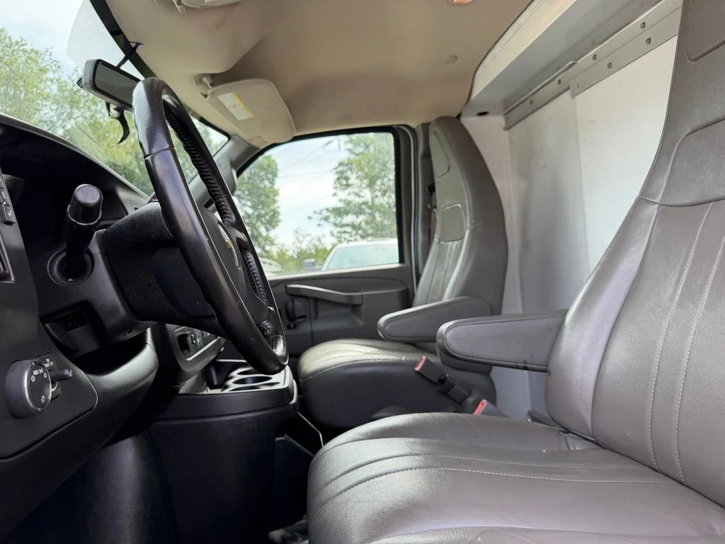 Used 2022 White Chevrolet Work Van image 21