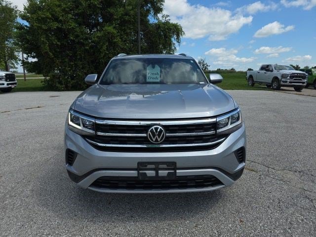 Used 2021 Volkswagen Atlas Cross Sport SE w/Tech with VIN 1V2KC2CA8MC230873 for sale in Indianola, IA