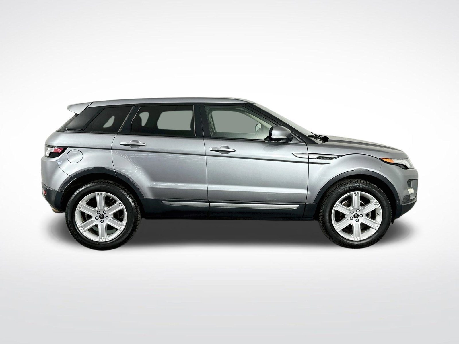 Used 2013 Gray Land Rover Pure image 9